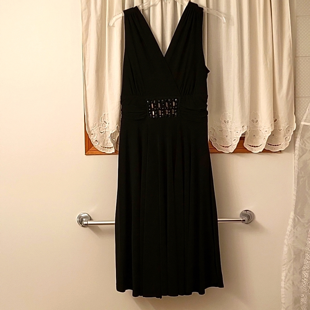 NEW Slinky Black Bejewelled Cocktail Dress, 4
